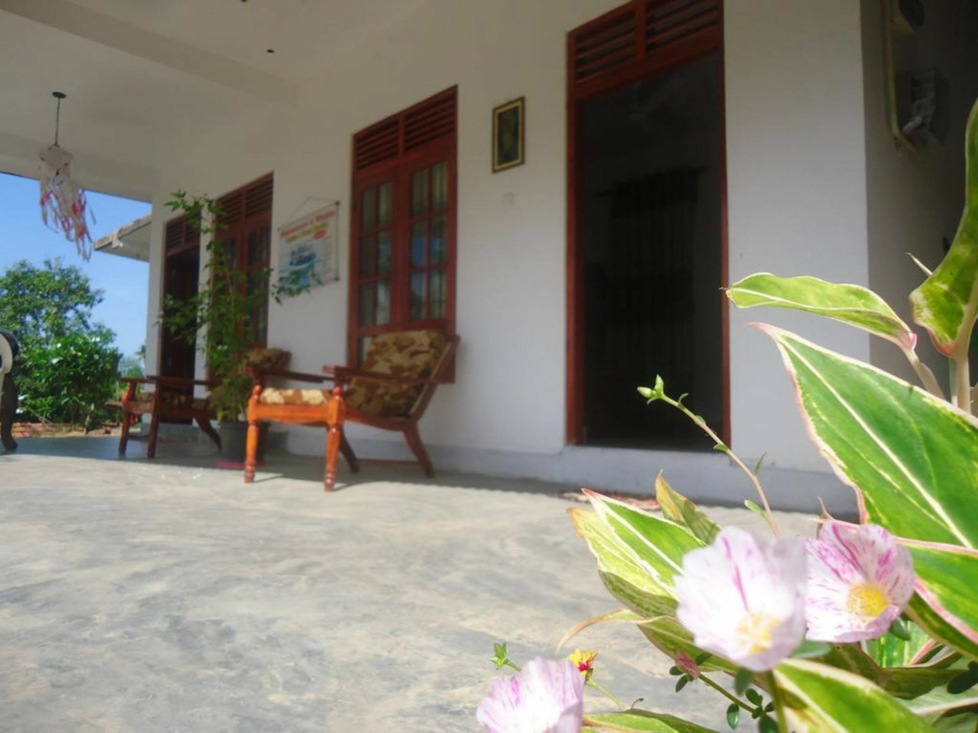 Hotel Yoho Blue Lotus Guest Mirissa Exterior foto